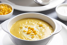 Крем-суп из батата и кукурузы с карри