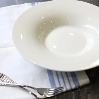 Тарелка фарфоровая купить